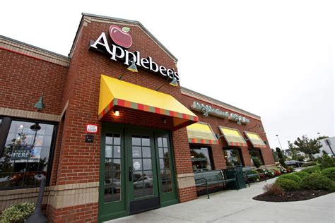 Apple Eatery .